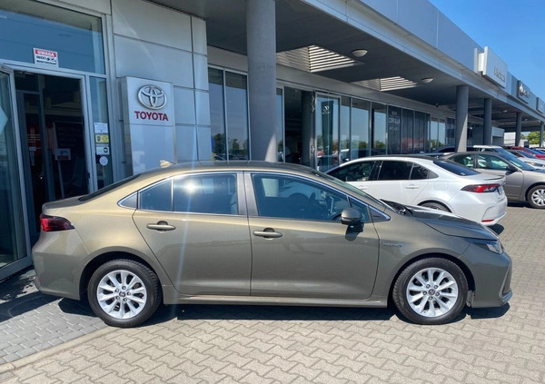Toyota Corolla cena 87900 przebieg: 82994, rok produkcji 2021 z Olsztyn małe 172